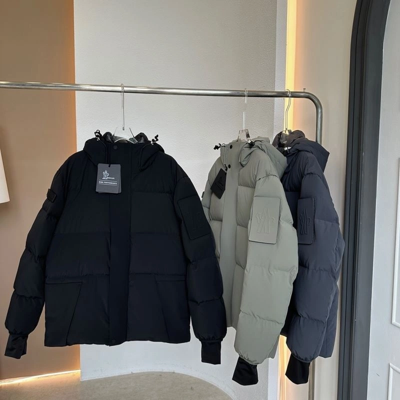 Moncler Down Jackets TimelessDesign 145131