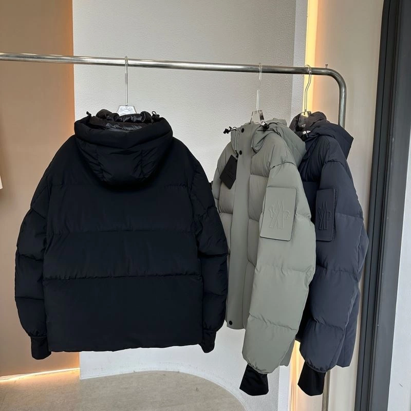 Moncler Down Jackets TimelessDesign 145131