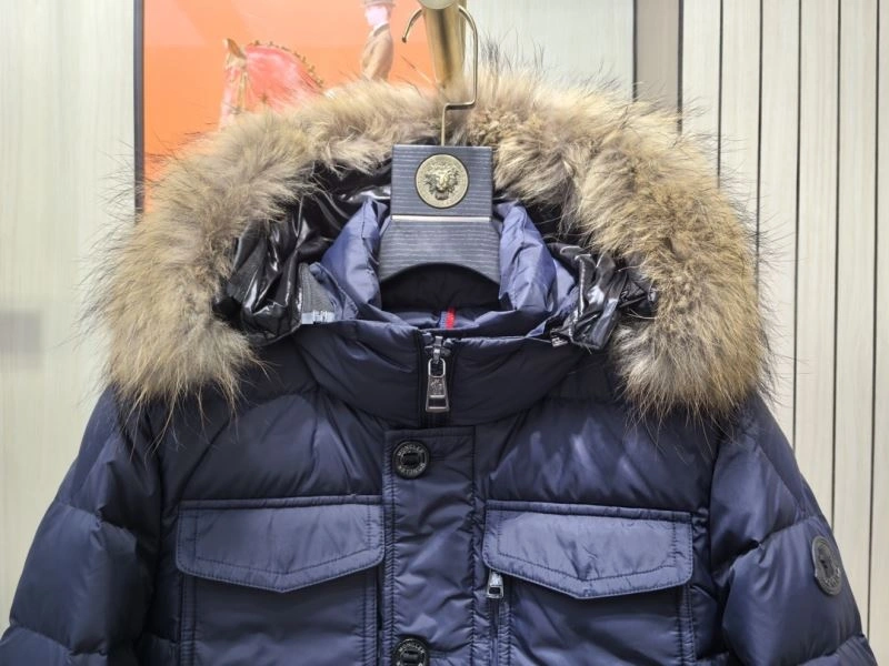 Moncler Down Jackets Fashionable 145121