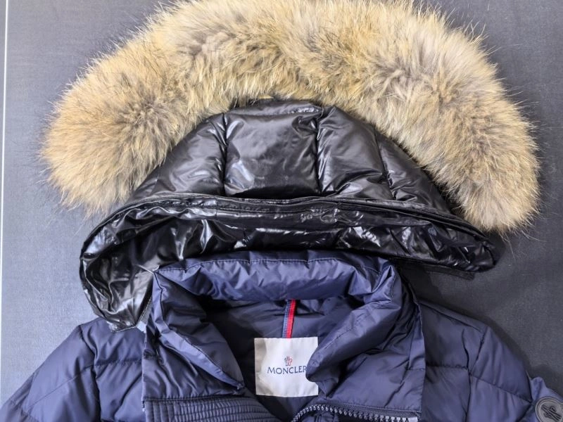 Moncler Down Jackets Fashionable 145121
