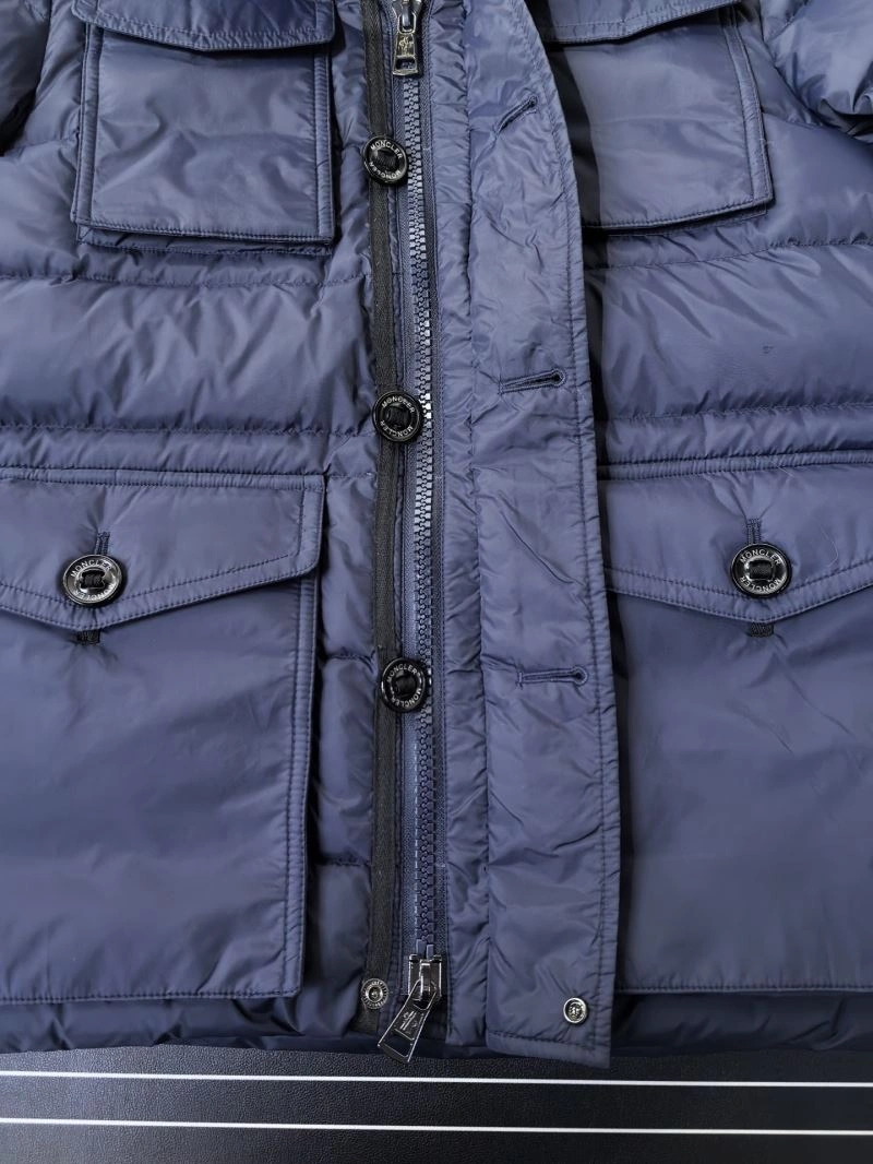 Moncler Down Jackets Fashionable 145121