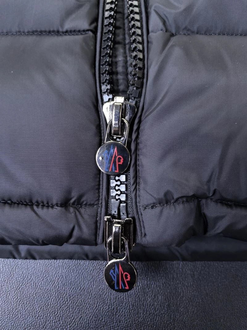 Moncler Down Jackets FreshLook 145109