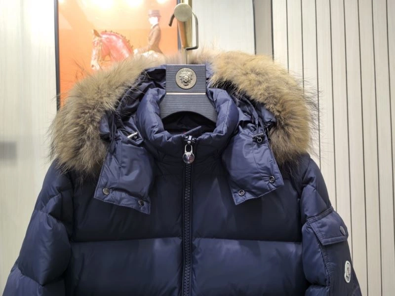 Moncler Down Jackets UrbanChic 145105