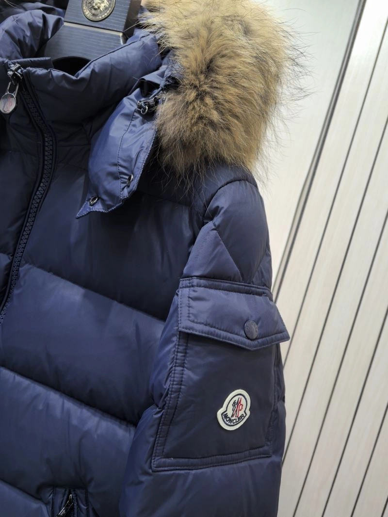 Moncler Down Jackets UrbanChic 145105