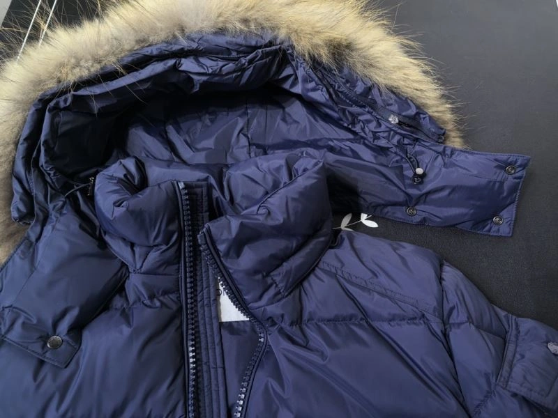 Moncler Down Jackets UrbanChic 145105