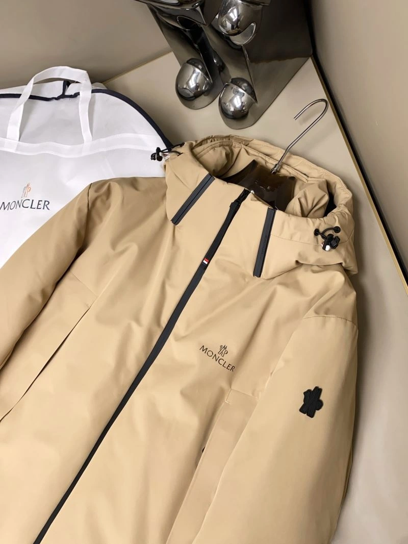 Elegant Moncler Down Jackets 145110