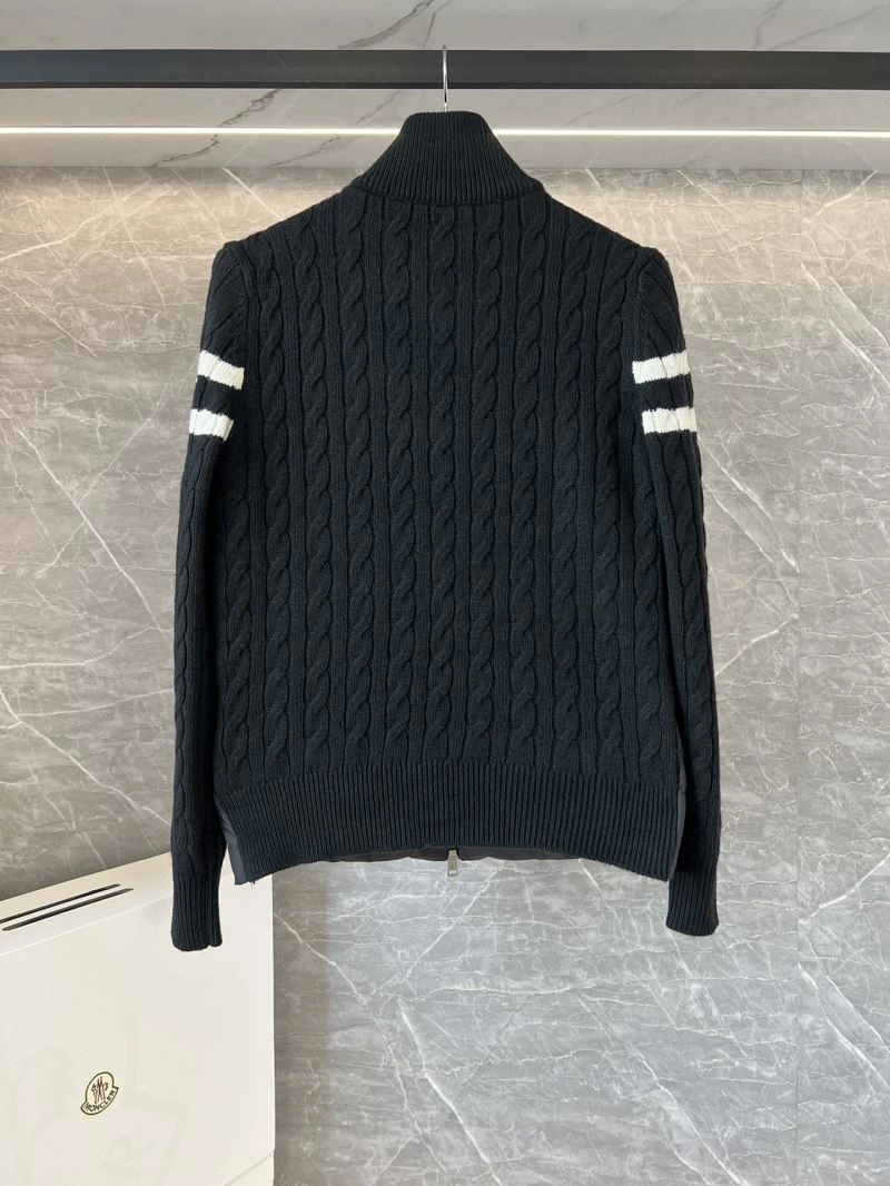 FlexibleFit Moncler Down Jackets 145103