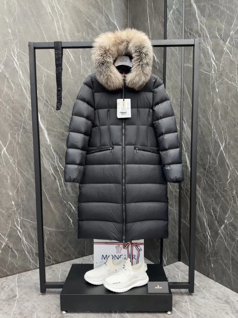 Moncler Down Jackets Vibrant 145101