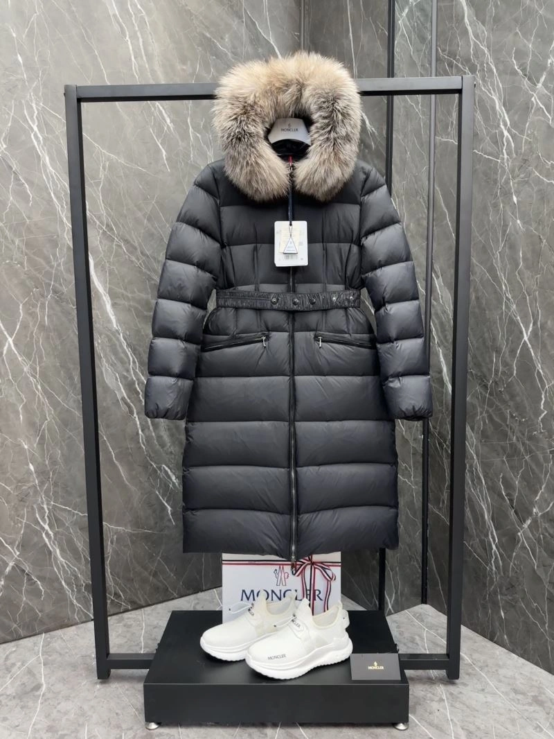 Moncler Down Jackets Vibrant 145101