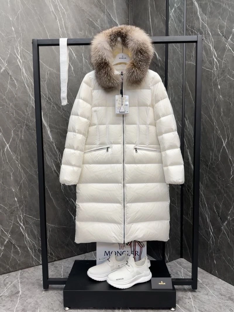 Sporty Moncler Down Jackets 145098