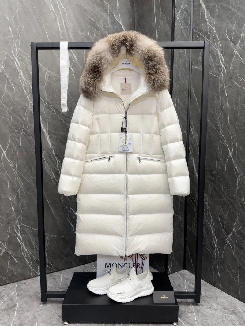 Sporty Moncler Down Jackets 145098
