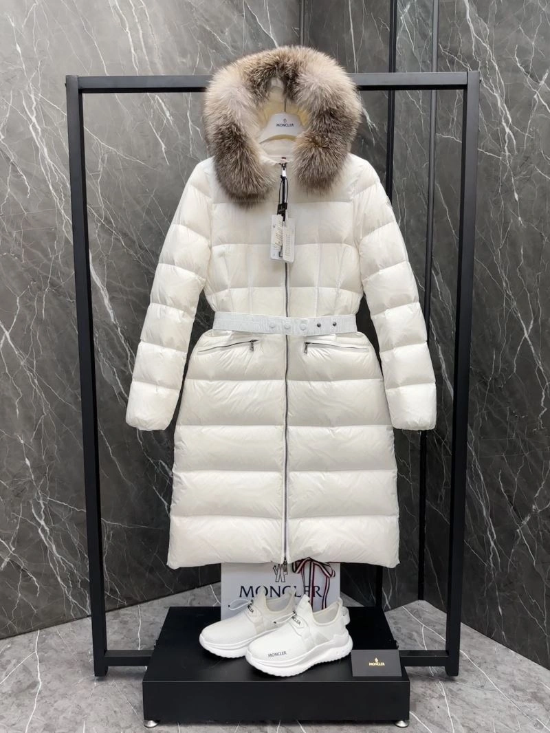 Sporty Moncler Down Jackets 145098