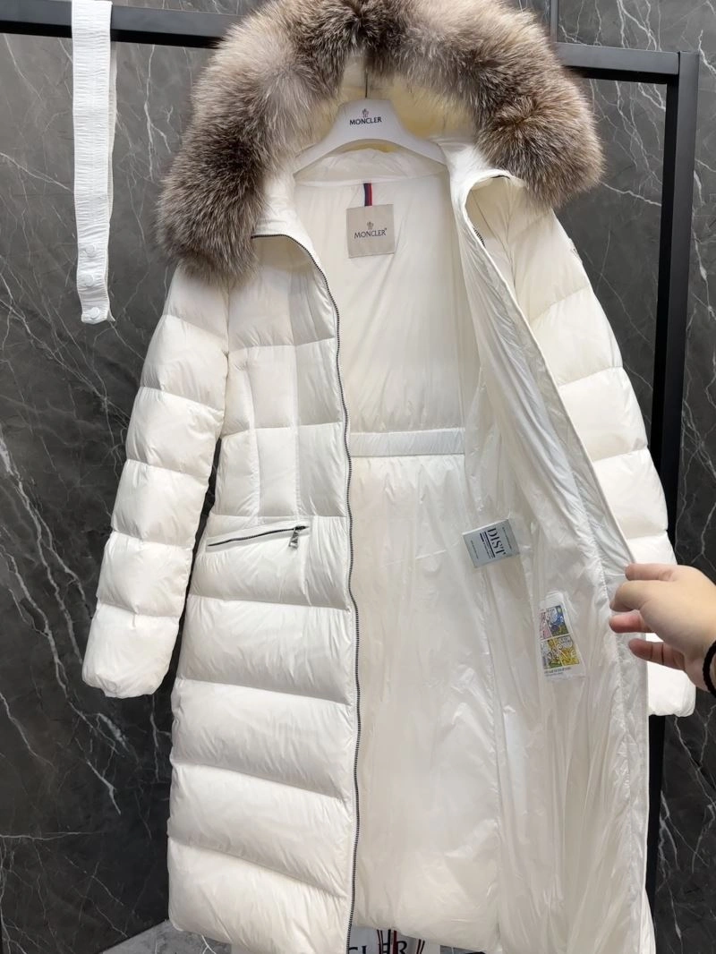 Sporty Moncler Down Jackets 145098