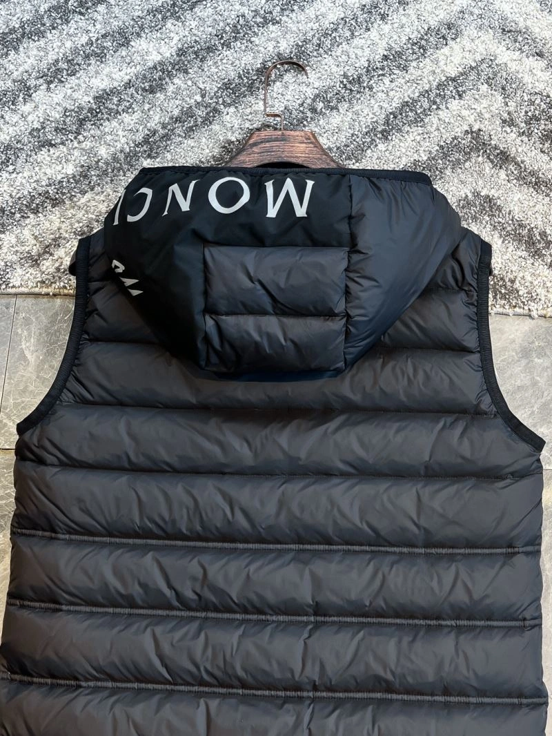 Moncler Down Jackets WaterResistant 145095