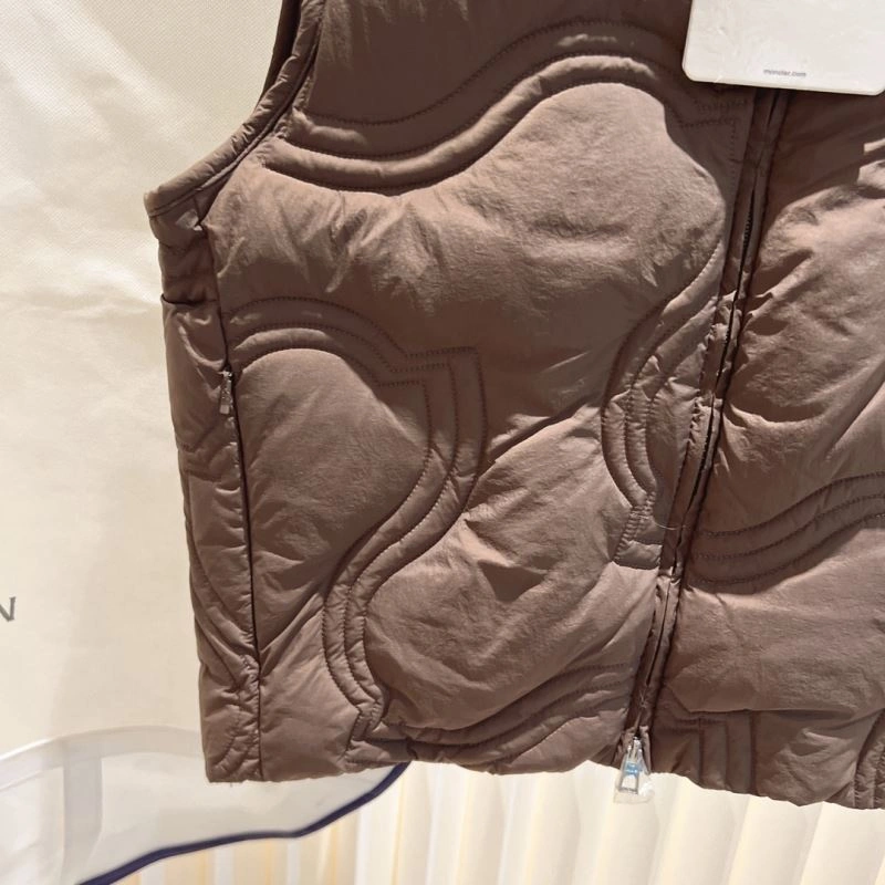 Moncler Down Jackets Minimalist 145077