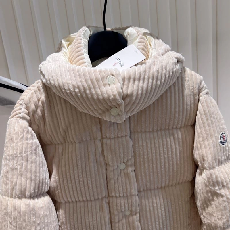Durable Moncler Down Jackets 145084