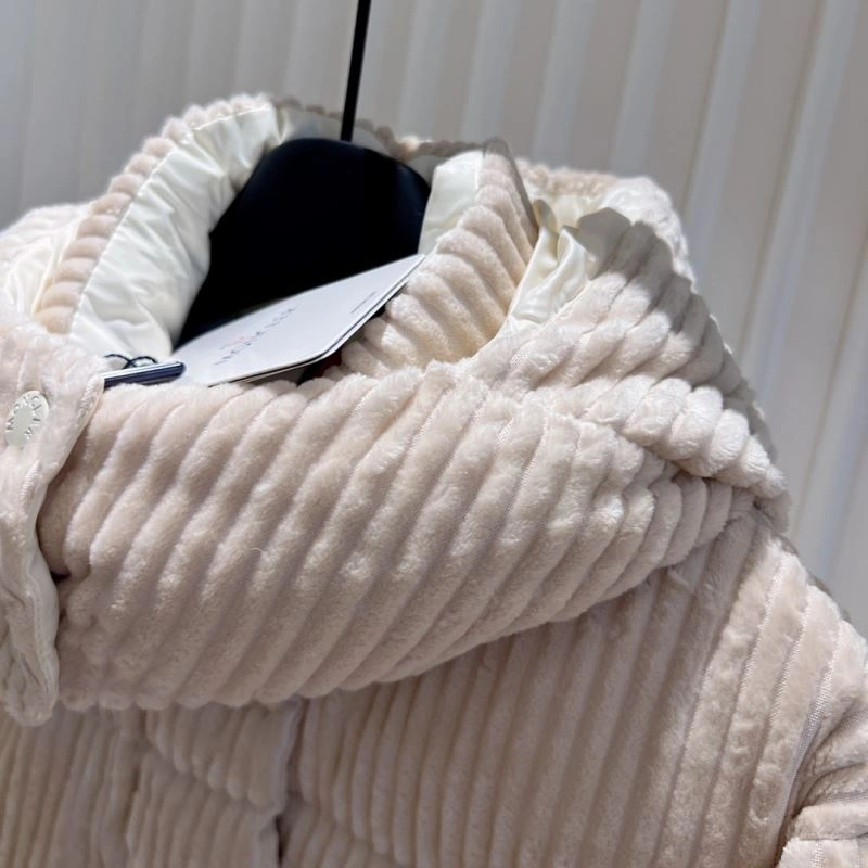 Durable Moncler Down Jackets 145084