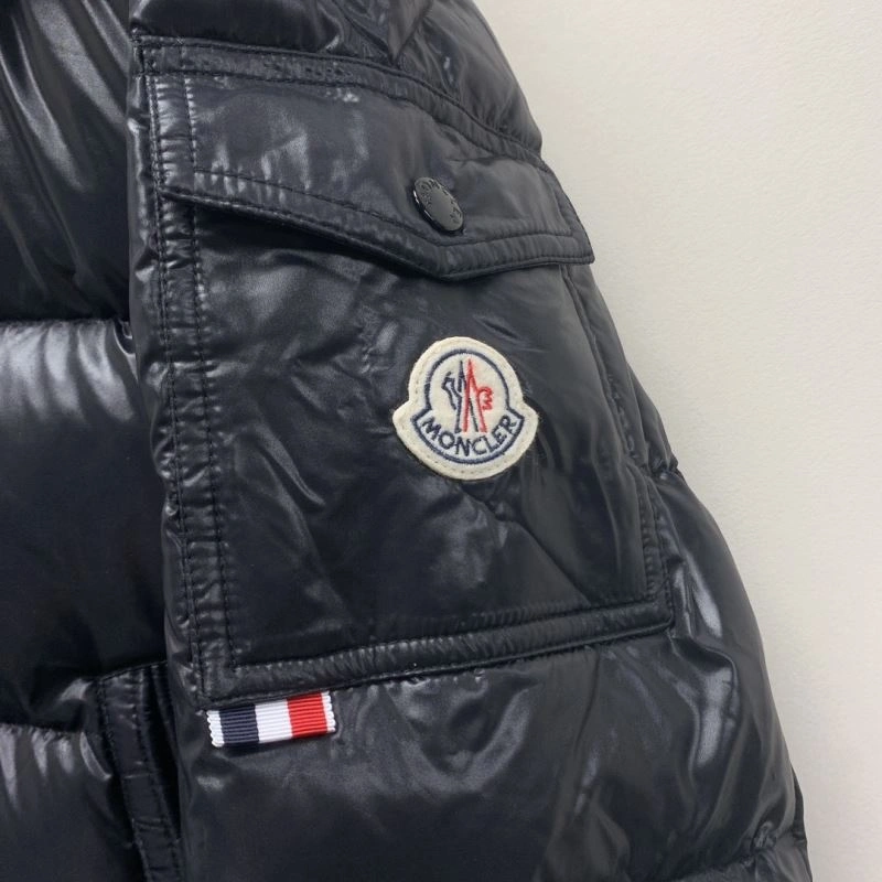 Snug Moncler Down Jackets 145069