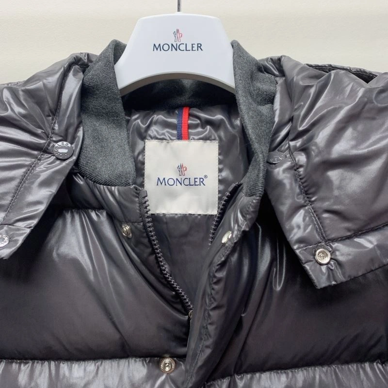 Moncler Down Jackets Popular 145072