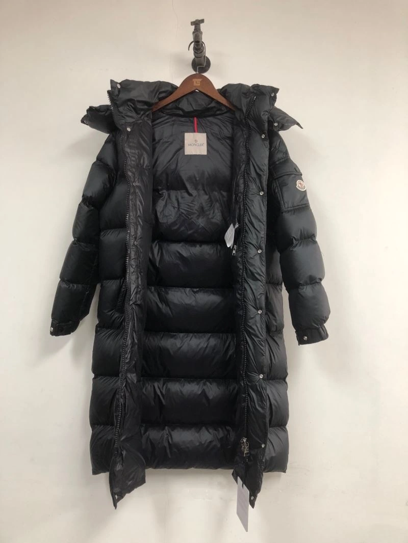 Sporty Moncler Down Jackets 145068