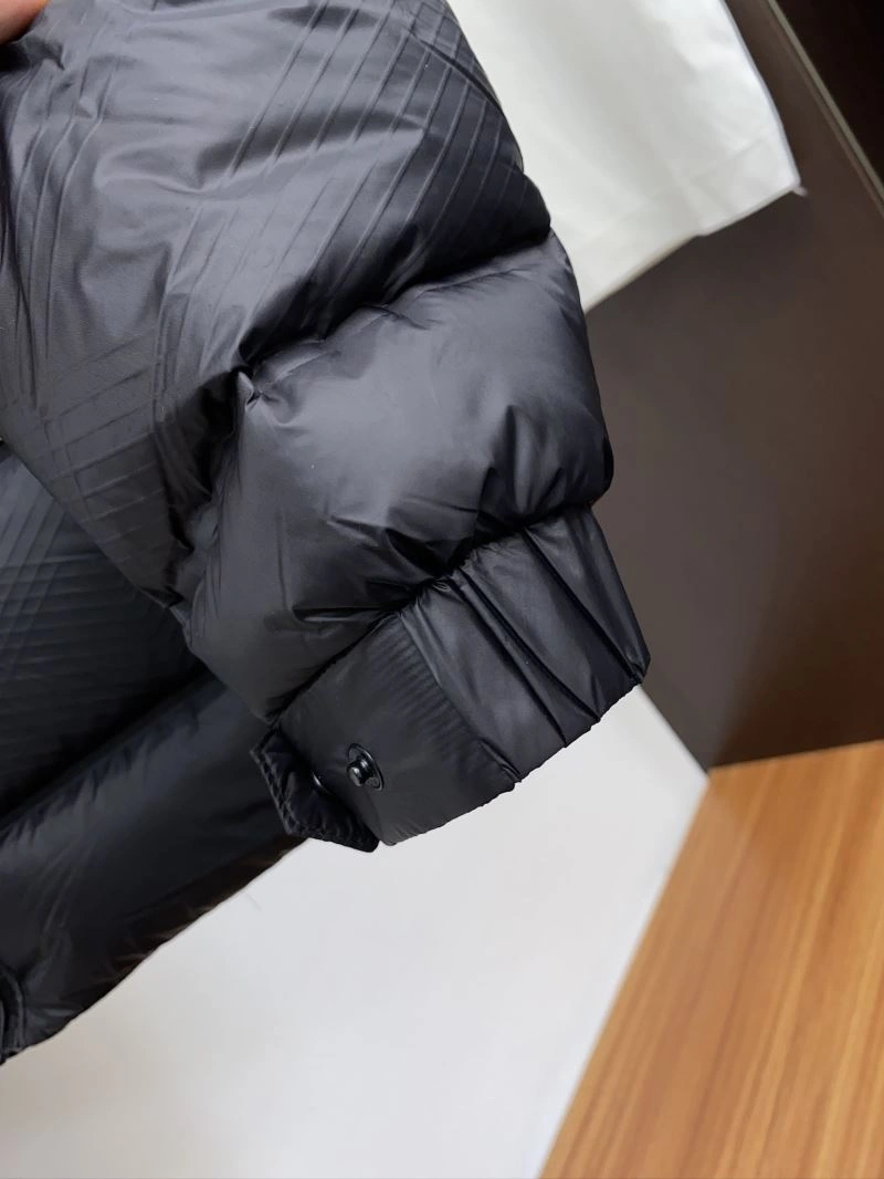 Moncler Down Jackets Sporty 145065