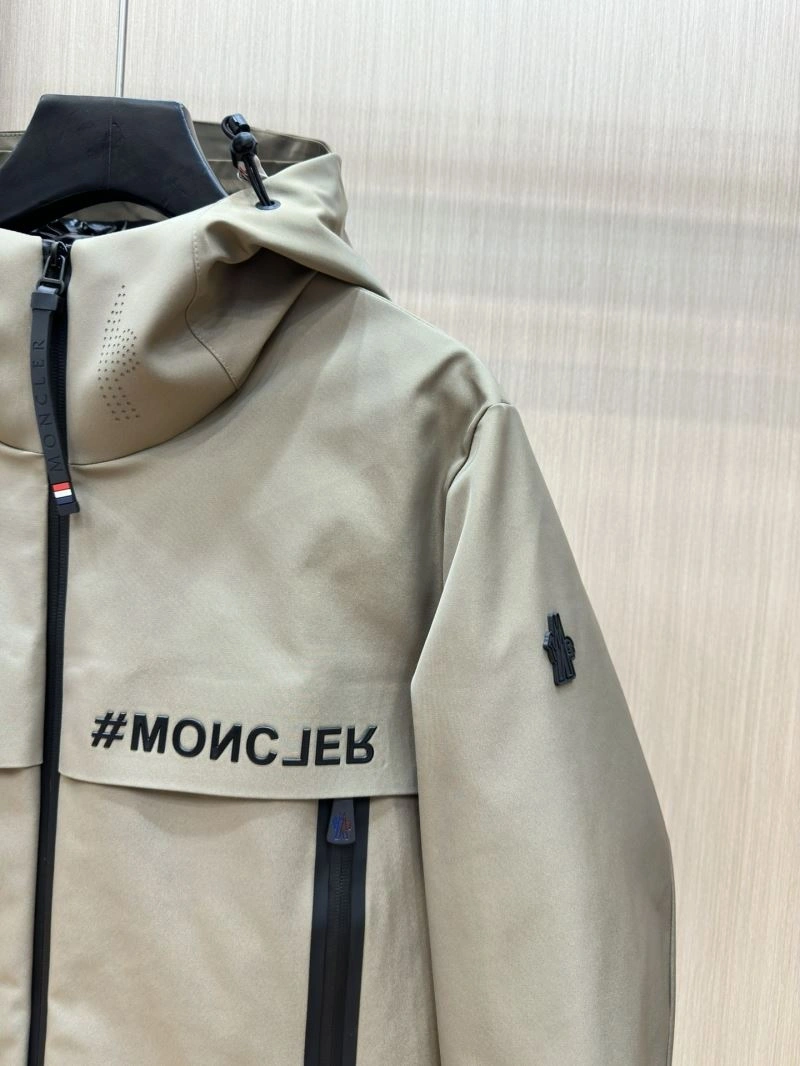 Moncler Down Jackets Trendsetting 145059