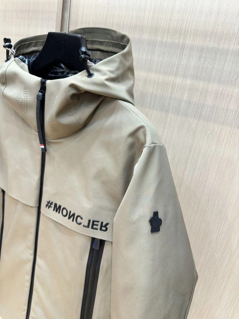 Moncler Down Jackets Trendsetting 145059