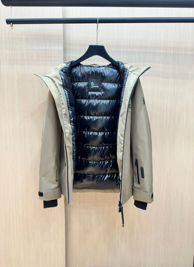 Moncler Down Jackets Trendsetting 145059