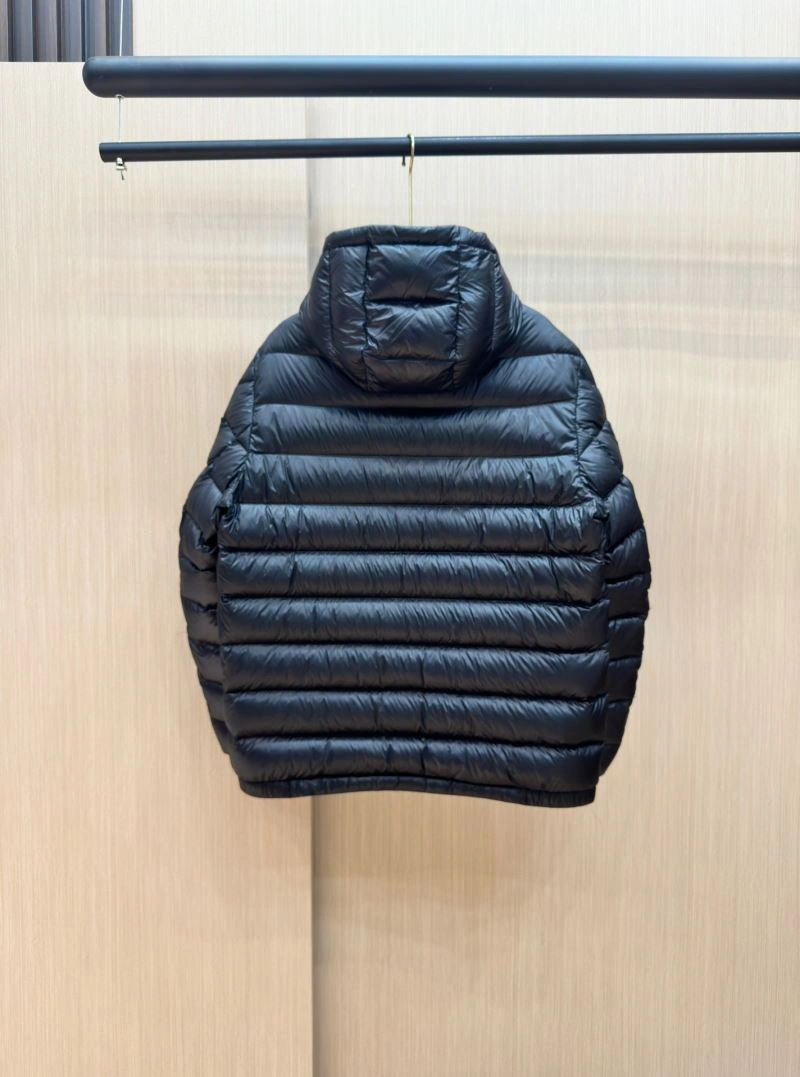 Moncler Down Jackets Breathable 145057