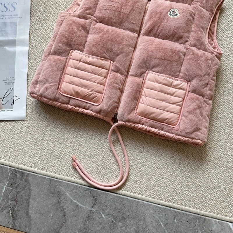 Cozy Moncler Down Jackets 145040