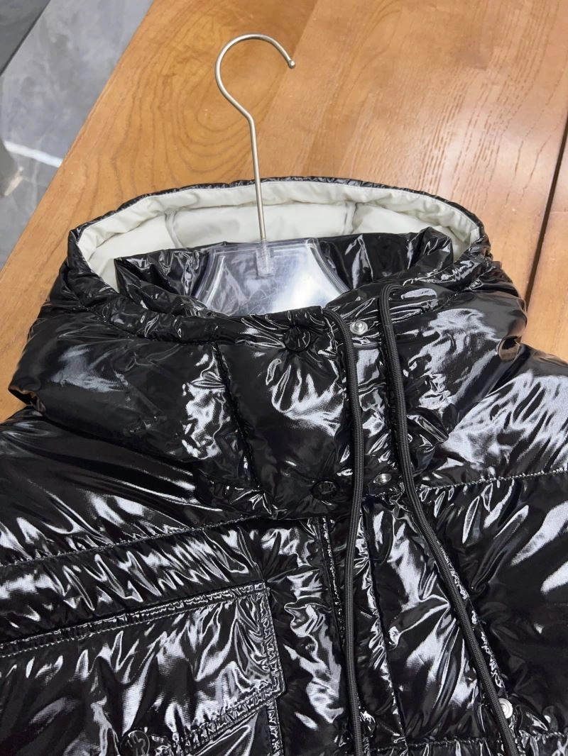 Resilient Moncler Down Jackets 145034
