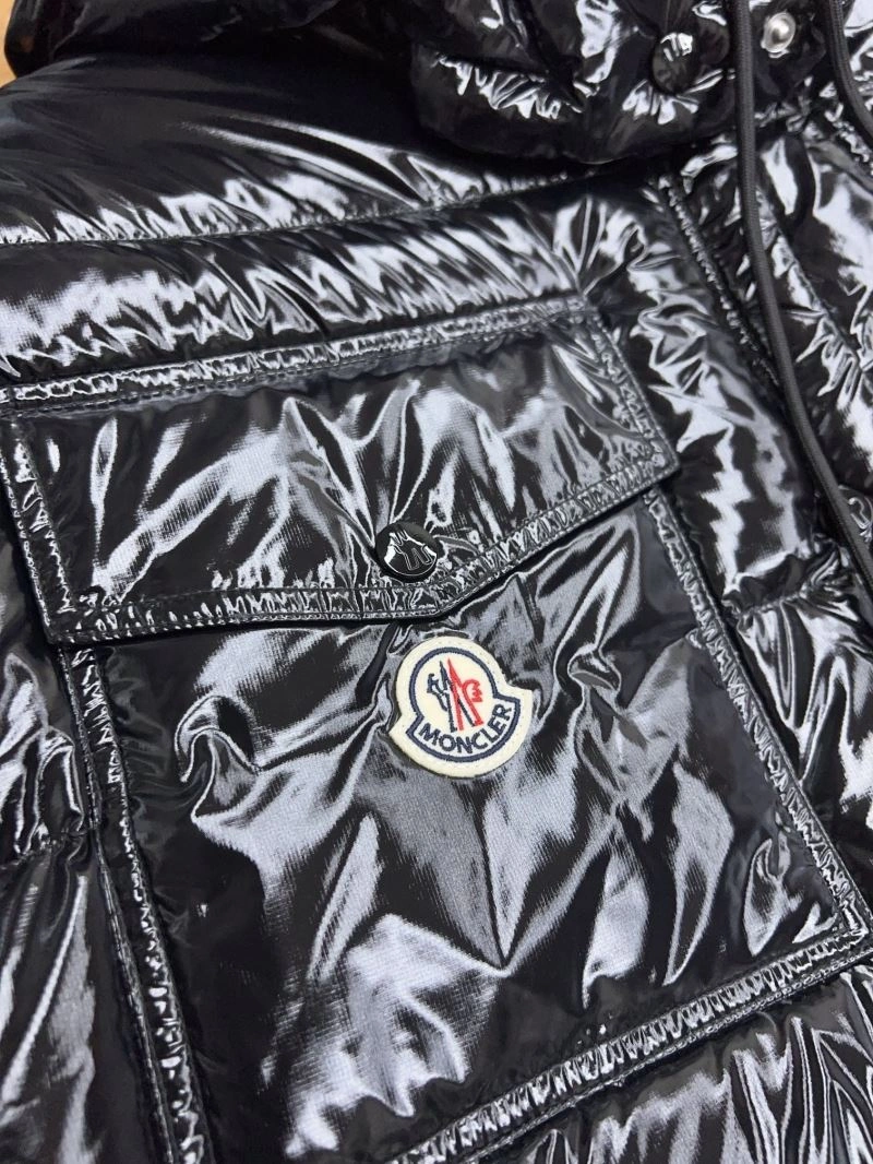 Resilient Moncler Down Jackets 145034