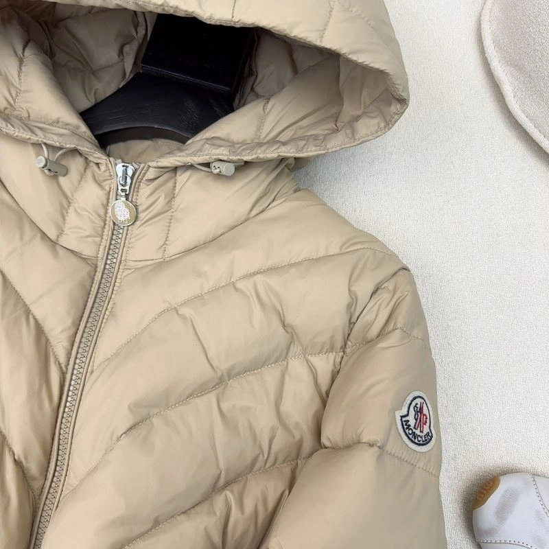 Moncler Down Jackets UrbanStyle 145026