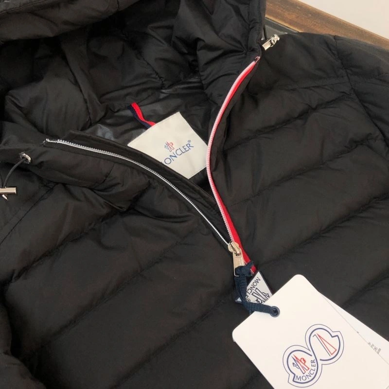 Sophisticated Moncler Down Jackets 145039