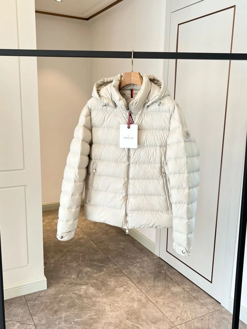 Breathable Moncler Down Jackets 145031