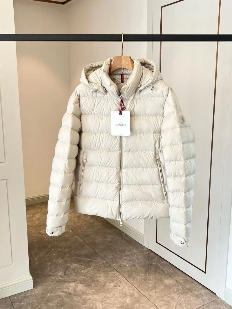Breathable Moncler Down Jackets 145031