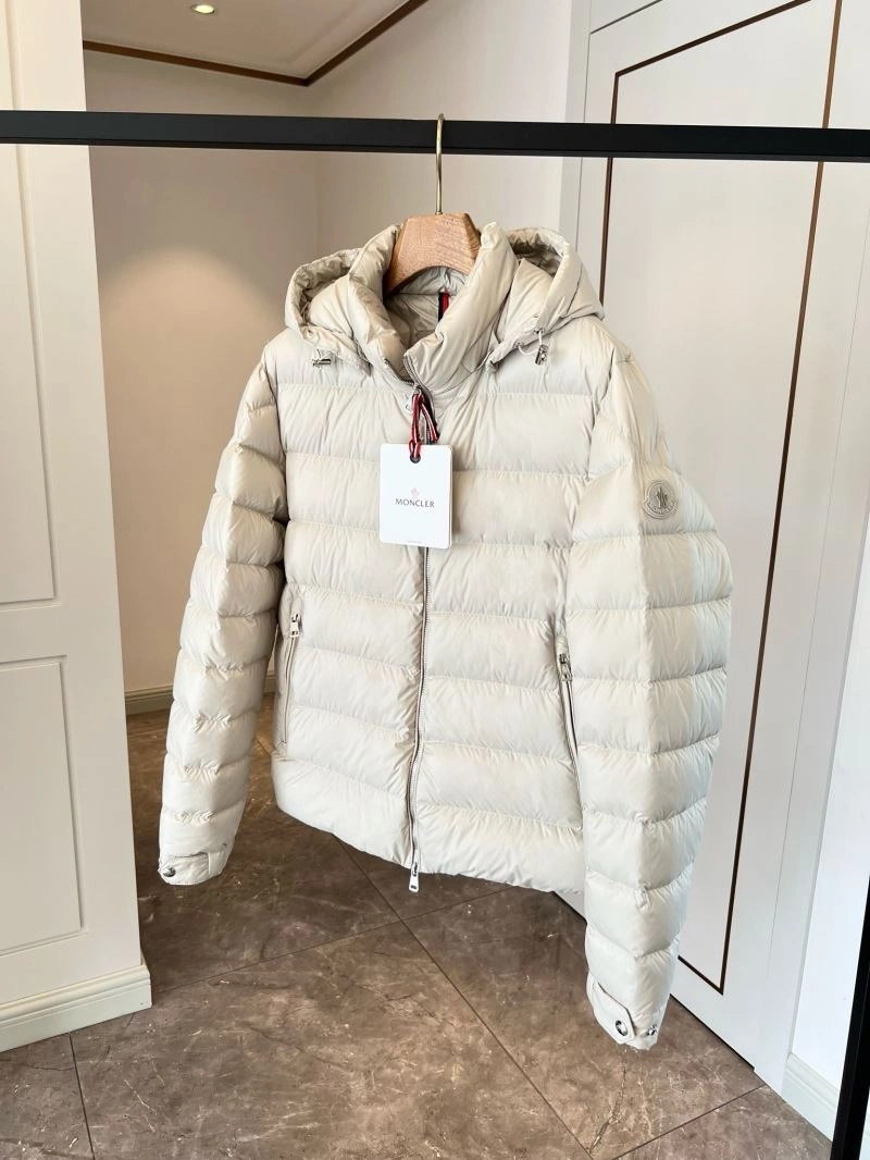 Breathable Moncler Down Jackets 145031