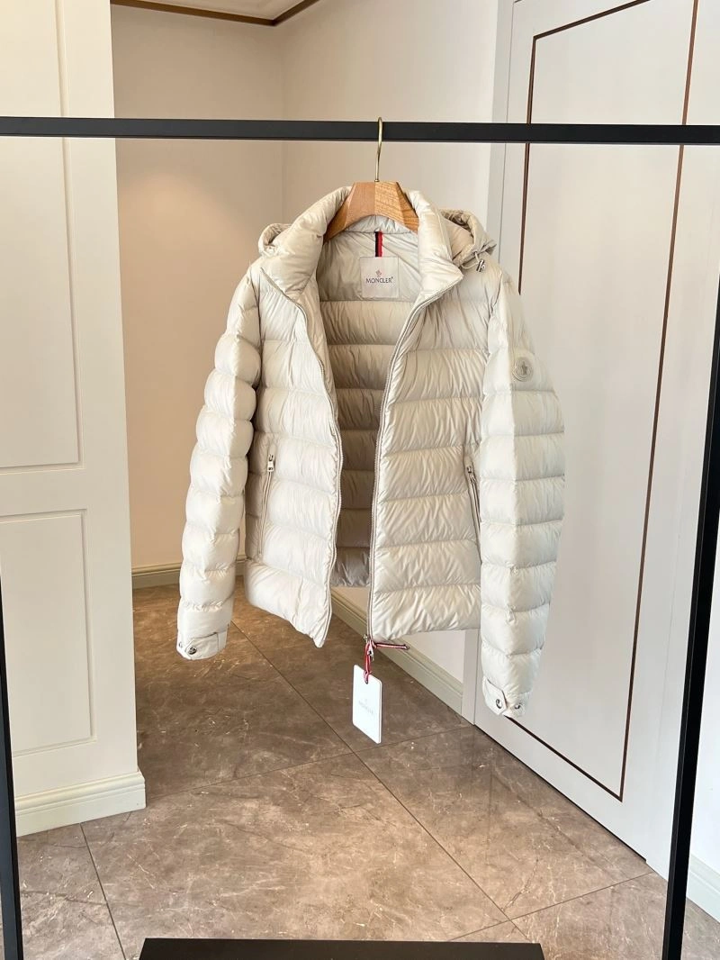 Breathable Moncler Down Jackets 145031