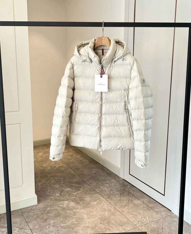 Breathable Moncler Down Jackets 145031
