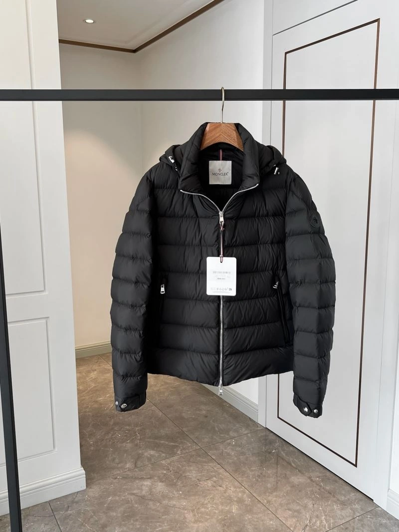 Bright Moncler Down Jackets 145028