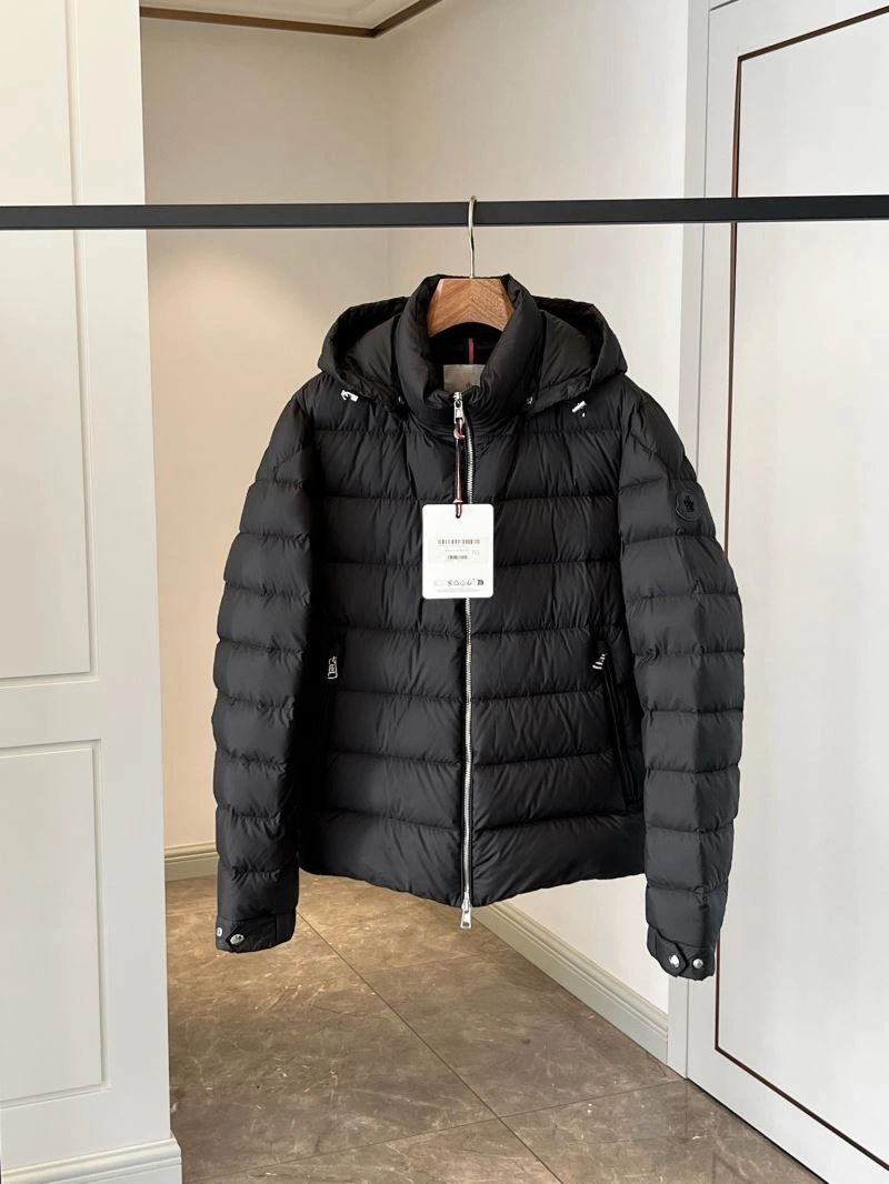 Bright Moncler Down Jackets 145028