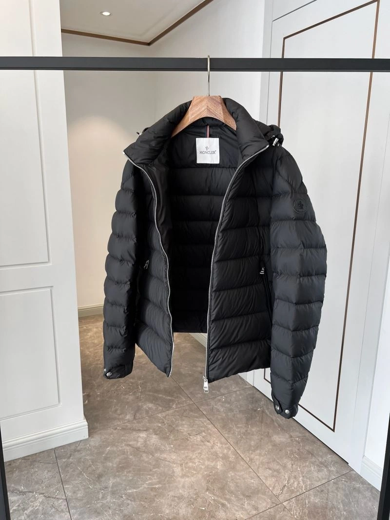 Bright Moncler Down Jackets 145028
