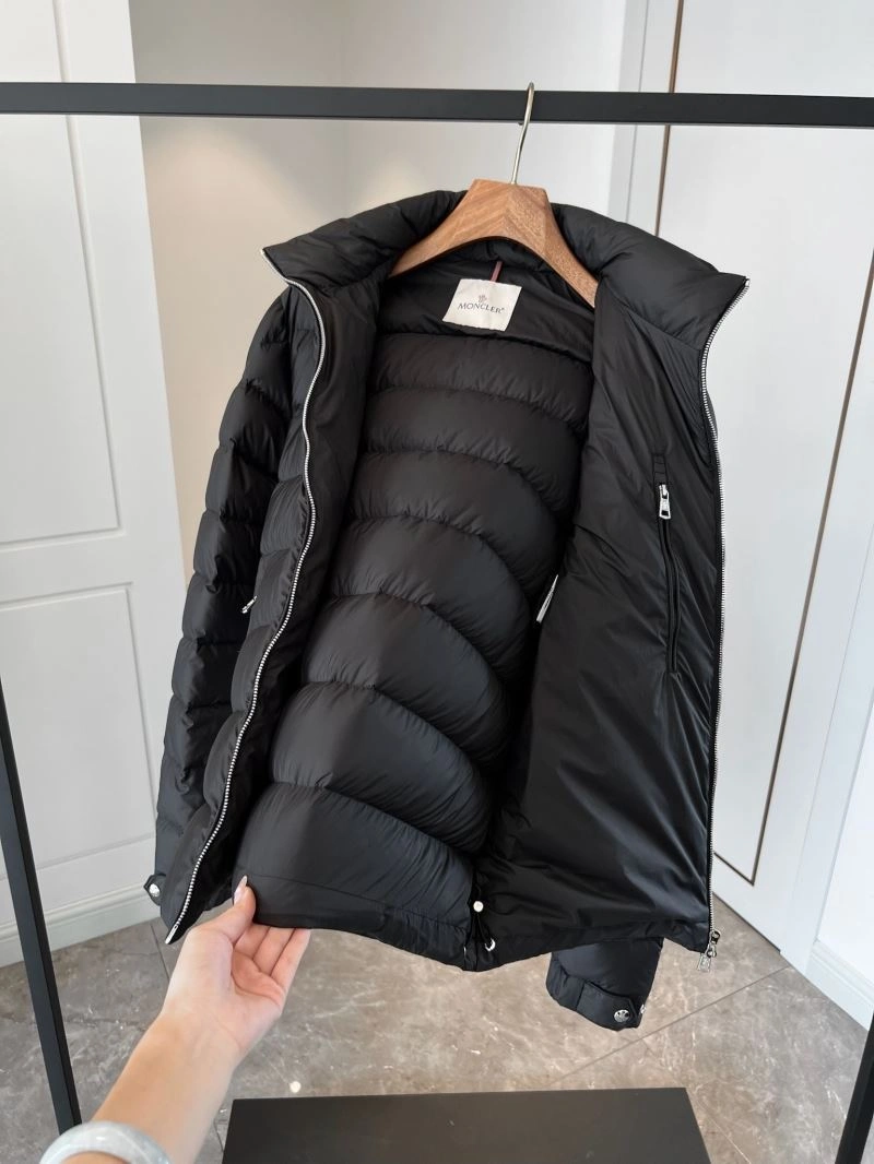 Bright Moncler Down Jackets 145028