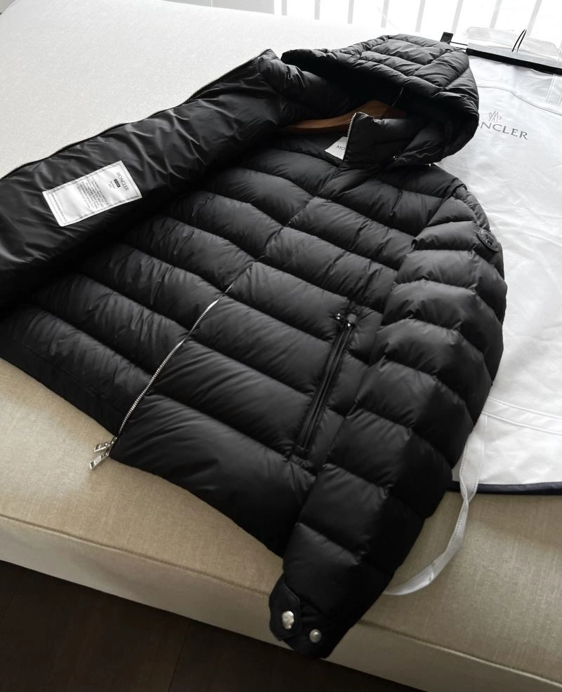 Moncler Down Jackets HighQuality 145021