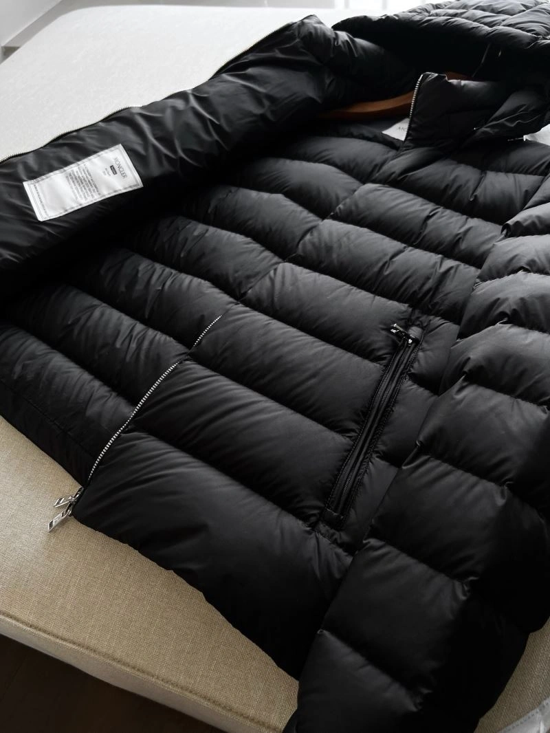 Moncler Down Jackets HighQuality 145021