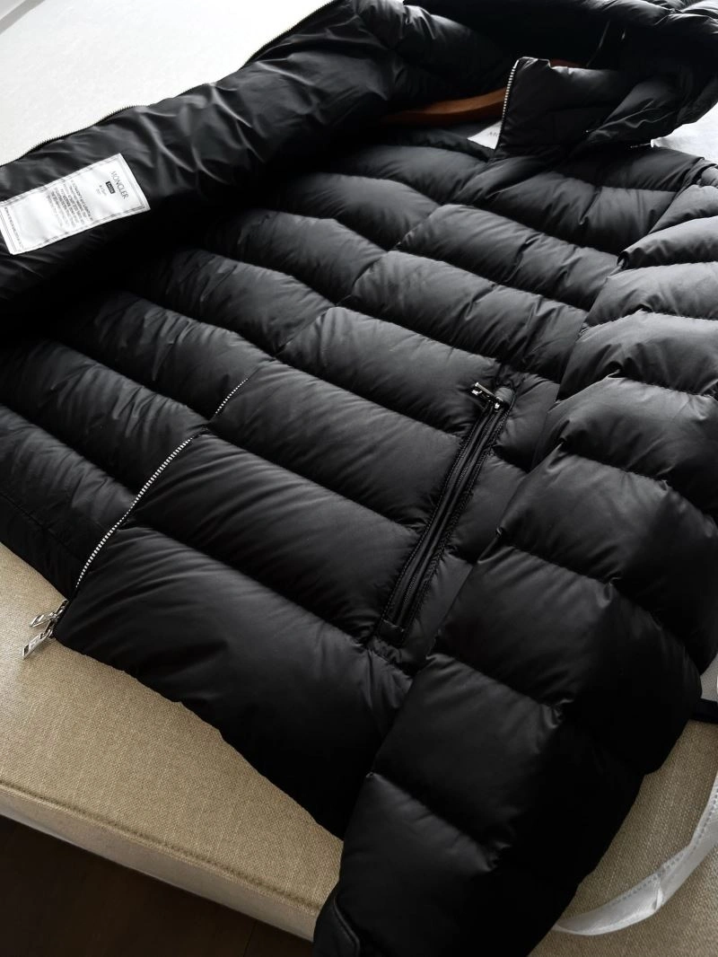 Moncler Down Jackets HighQuality 145021