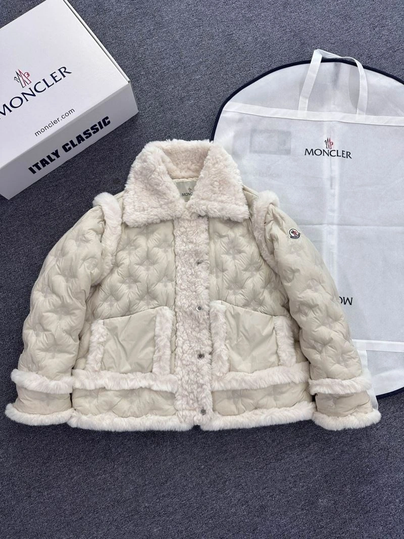 Moncler Down Jackets OnTrend 145027
