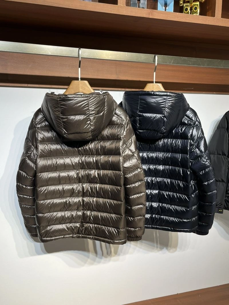 Moncler Down Jackets TimelessDesign 145022