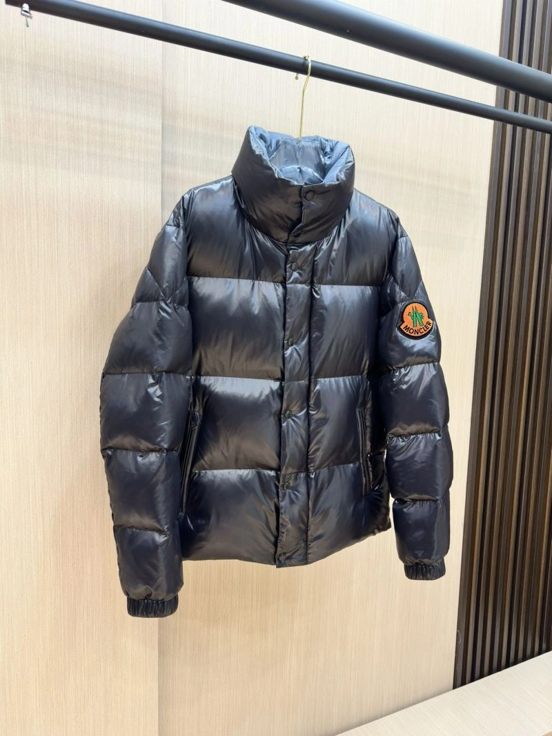 Moncler Down Jackets Functional 145015