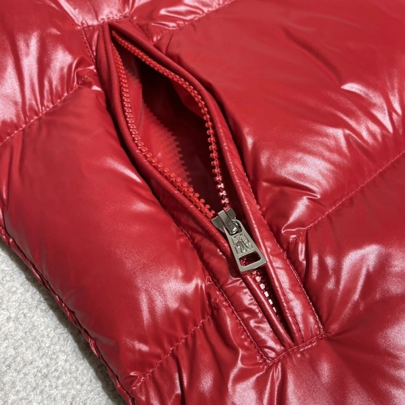 Durable Moncler Down Jackets 145009